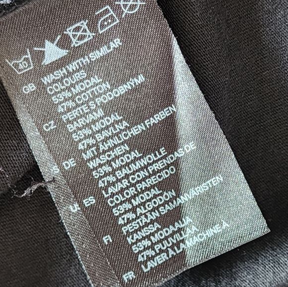 💥Sale💥 Divided black Diamond reflection Witchy Goth tank top,size S - Picture 8 of 9